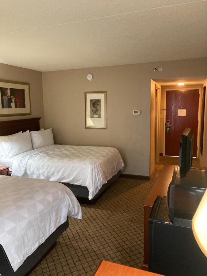 Holiday Inn Cincinnati-Eastgate By Ihg Buitenkant foto