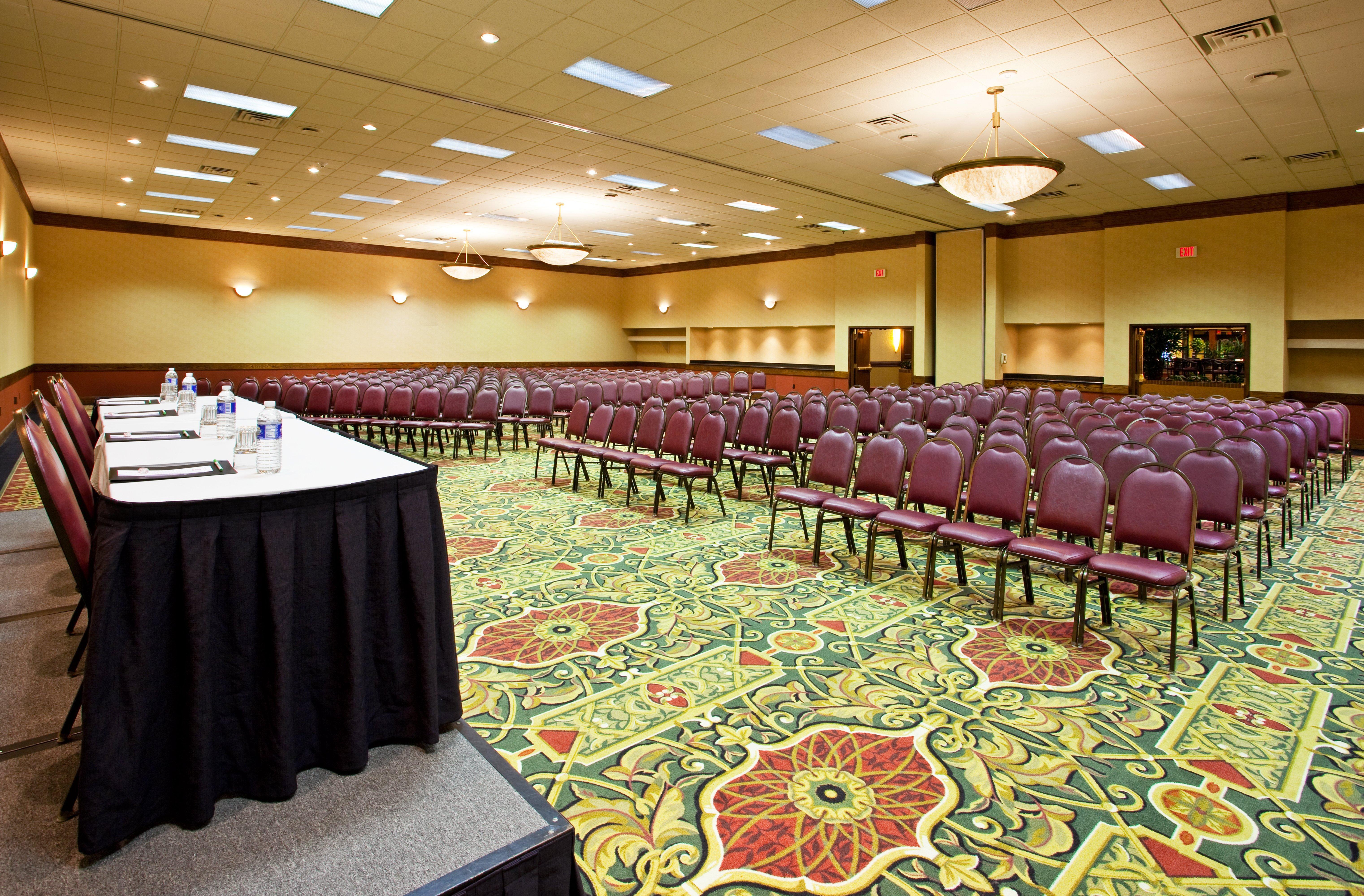 Holiday Inn Cincinnati-Eastgate By Ihg Buitenkant foto